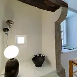 Reas House